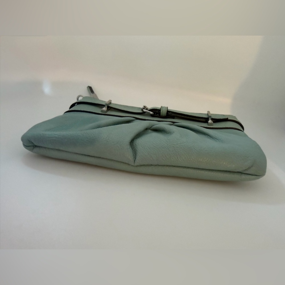 Simply Vera Vera Wang Mint Green Zip Top Clutch - Picture 3 of 14